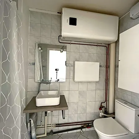 Apartment Studio Avec Balcon, Parking, Vue Mer Et Proche Plage Et Commerces - Fr-1-646-64 *